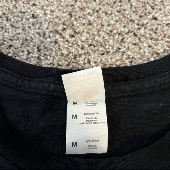 Taylor Swift Collage T-shirt - Picture 3 of 4